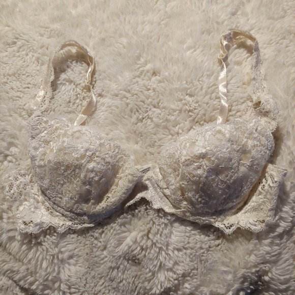 Exilia Ivory Lightly Padded Lace Made in Italy 36A - Picture 4 of 16